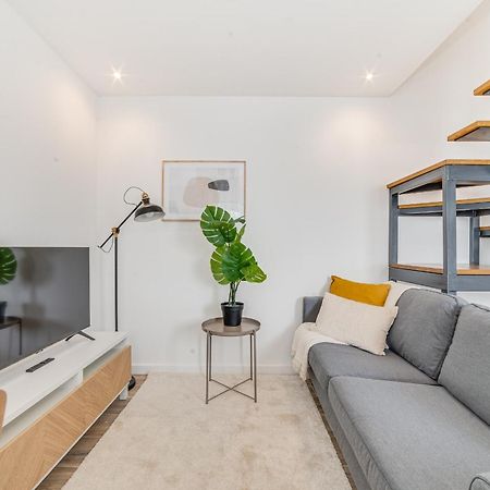Campolide Duplex Apartments Lisbon Exterior photo
